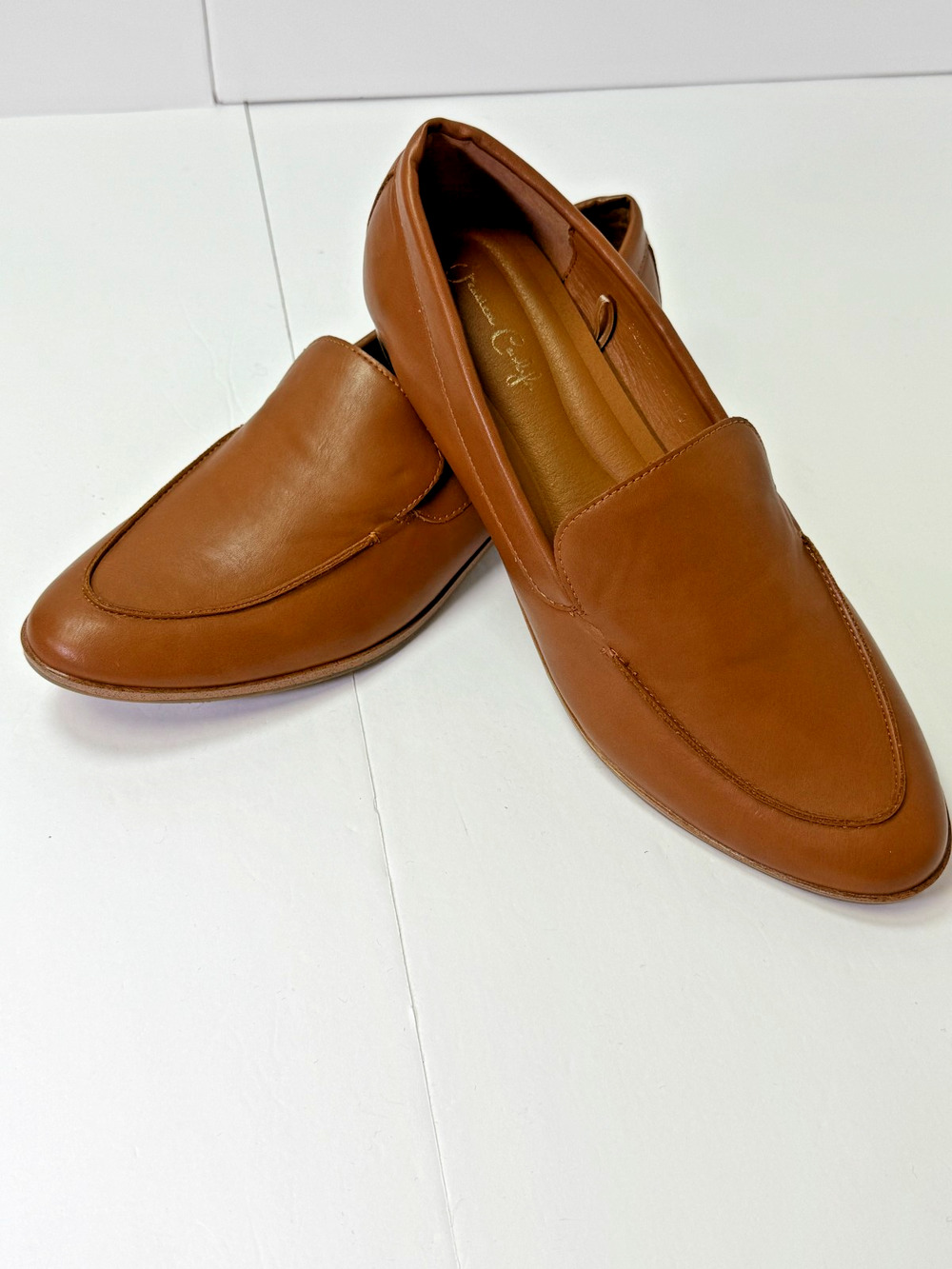 Jessica Carlyle Womens Tan Loafers Size 10 Slip On Comfort Flats Classic Casual
